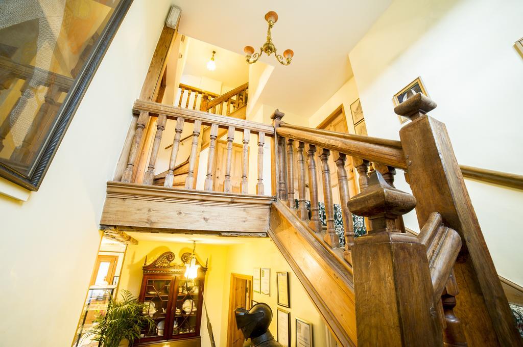Molland Manor House Bed & Breakfast Sandwich Exterior foto