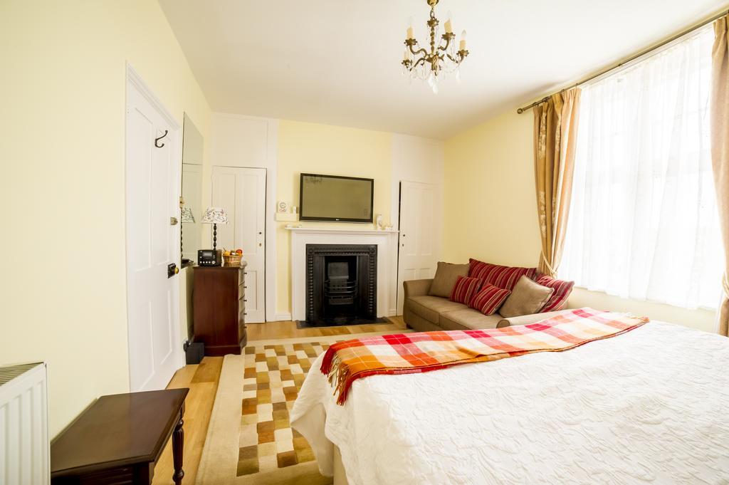 Molland Manor House Bed & Breakfast Sandwich Exterior foto